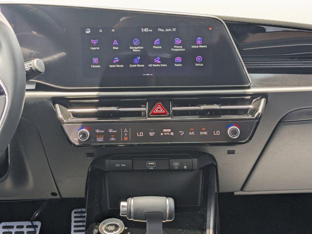 new 2025 Kia Niro car, priced at $32,310