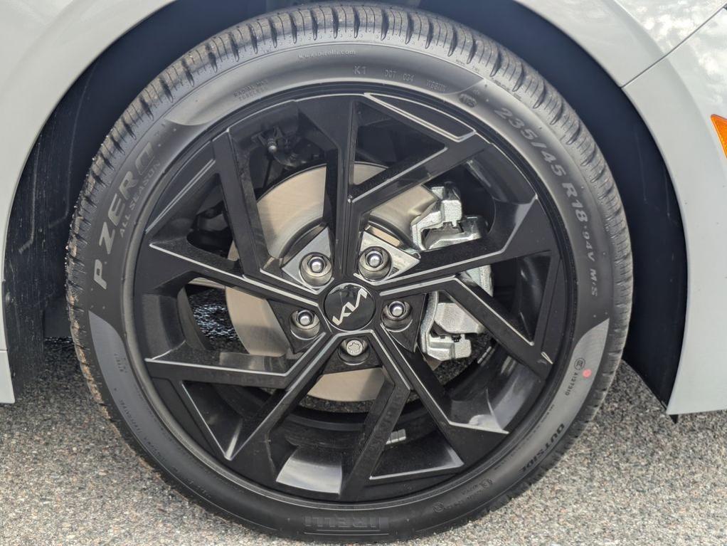 new 2026 Kia K5 car, priced at $30,980