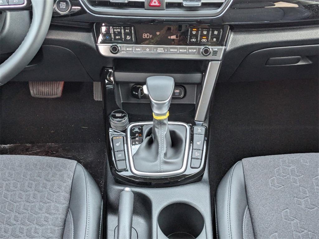 new 2025 Kia Seltos car, priced at $30,210