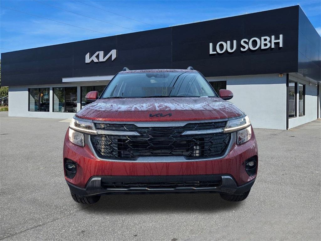 new 2025 Kia Seltos car, priced at $30,210