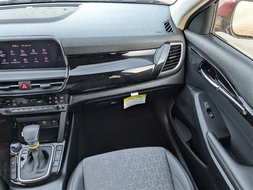 new 2025 Kia Seltos car, priced at $30,210