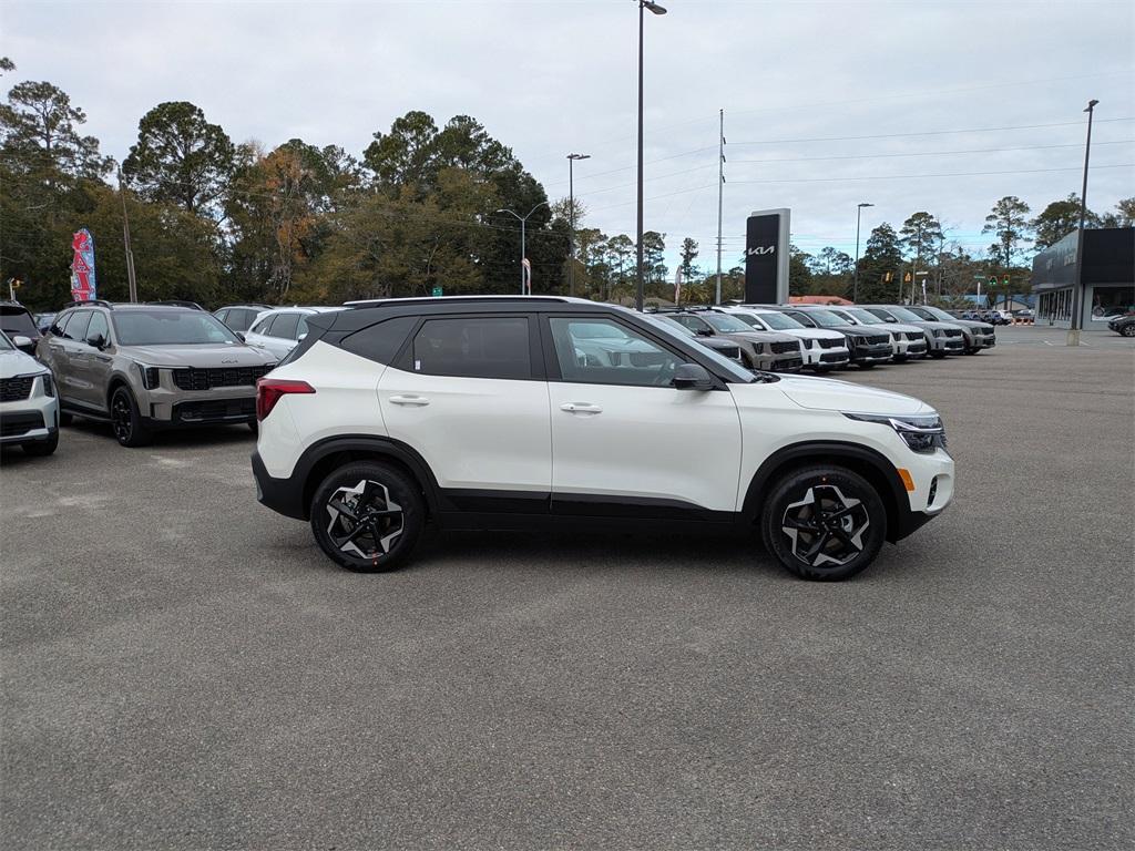 new 2026 Kia Seltos car, priced at $26,170