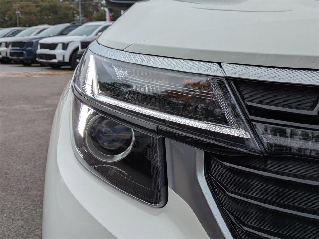 new 2026 Kia Seltos car, priced at $26,170