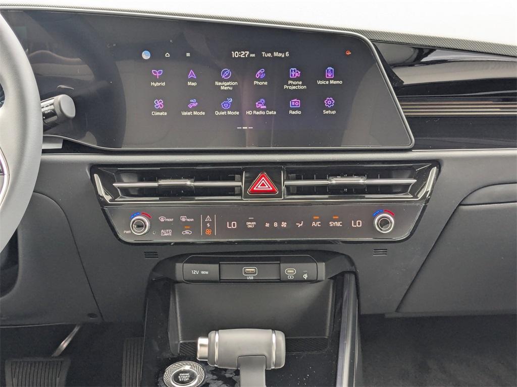 new 2025 Kia Niro car, priced at $30,010