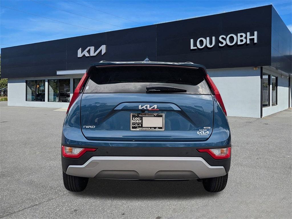 new 2025 Kia Niro car, priced at $30,010