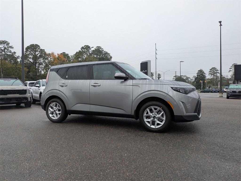 new 2025 Kia Soul car, priced at $22,645