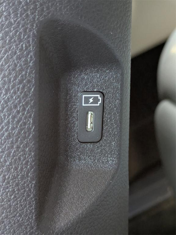 new 2026 Kia Carnival Hybrid car, priced at $52,750