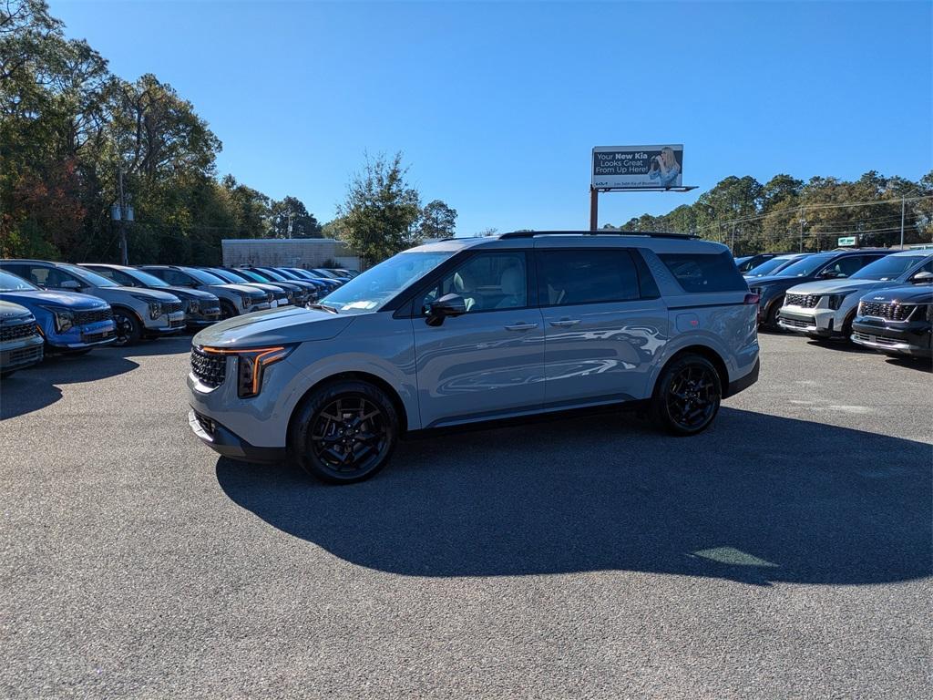 new 2026 Kia Carnival Hybrid car, priced at $52,750