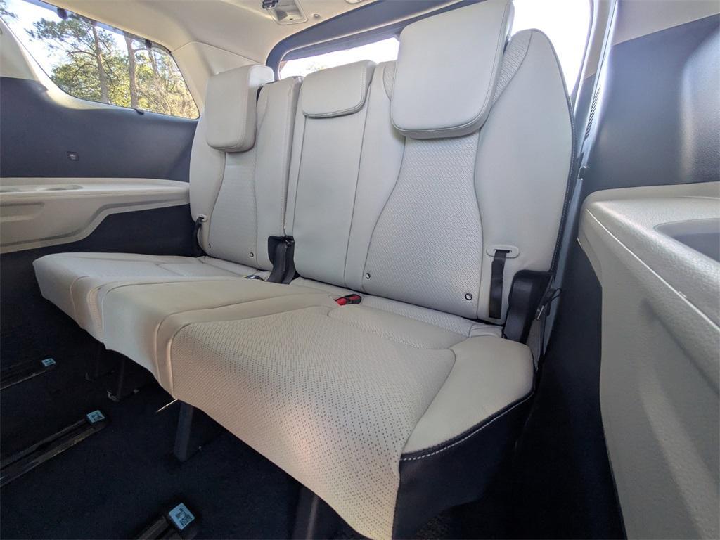 new 2026 Kia Carnival car, priced at $50,820