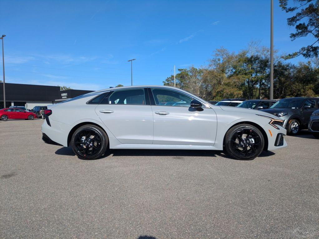 new 2026 Kia K5 car, priced at $33,100
