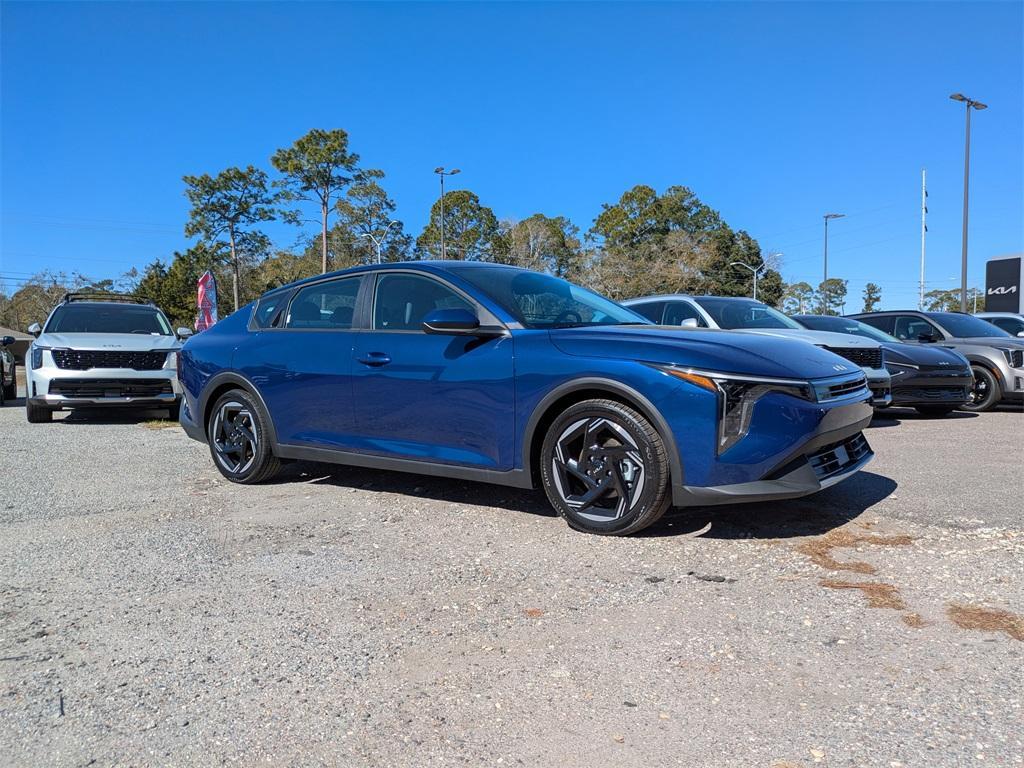 new 2025 Kia K4 car, priced at $24,175