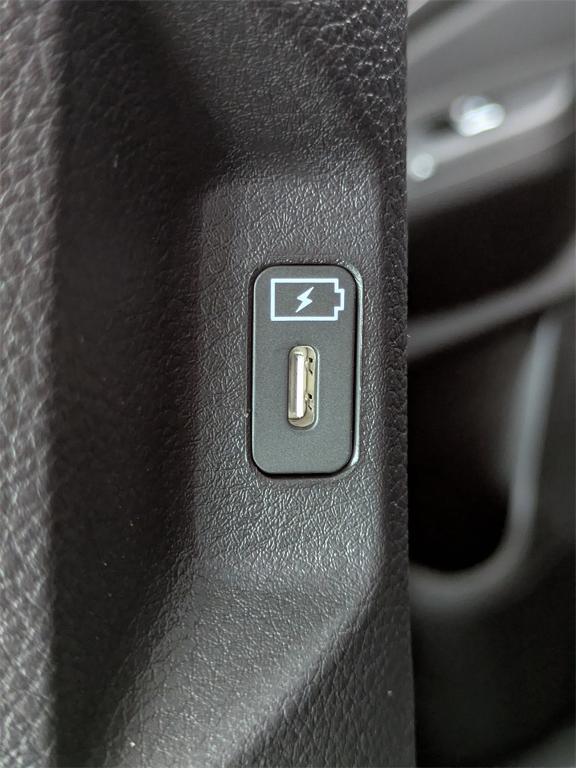 new 2026 Kia Carnival Hybrid car, priced at $50,205