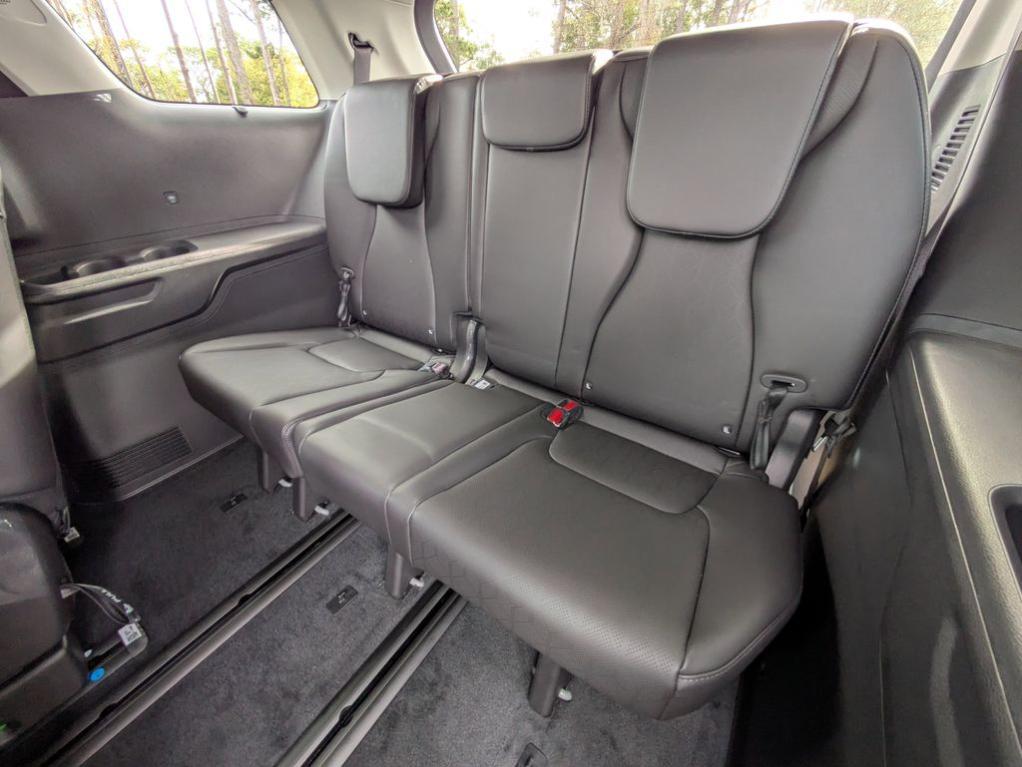 new 2026 Kia Carnival Hybrid car, priced at $50,205