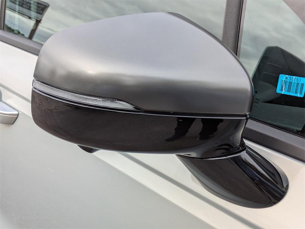 new 2026 Kia Carnival Hybrid car, priced at $50,205