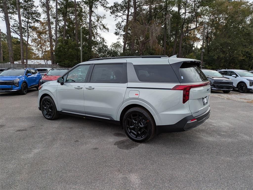 new 2026 Kia Carnival Hybrid car, priced at $50,205