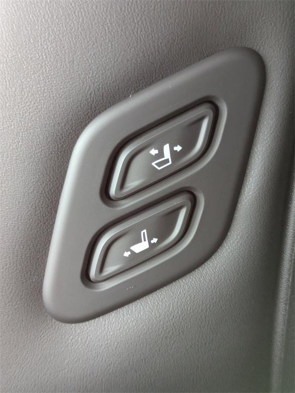 new 2026 Kia Carnival Hybrid car, priced at $50,205