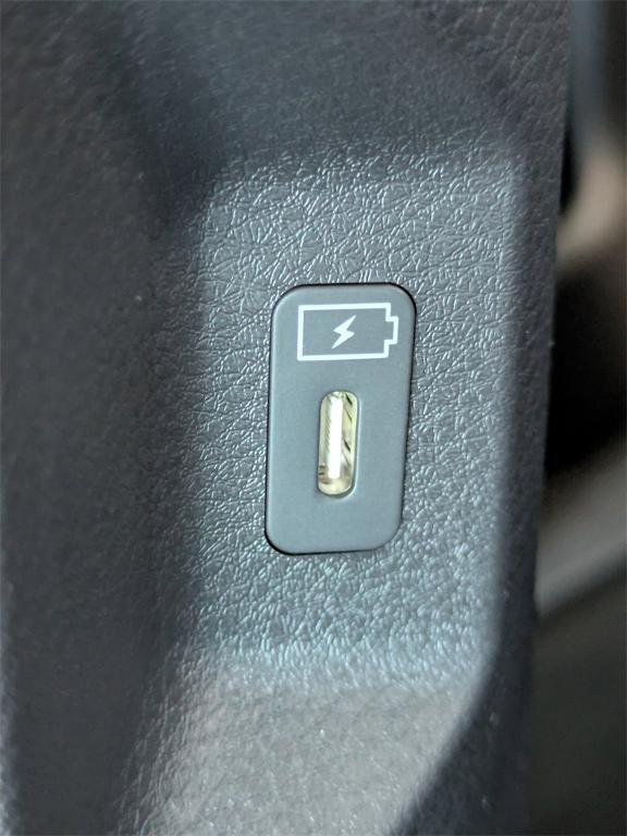 new 2026 Kia Carnival Hybrid car, priced at $52,640