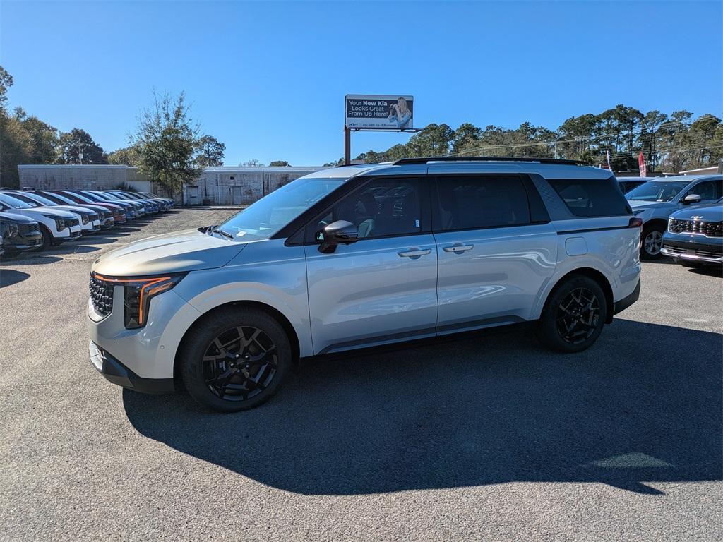new 2026 Kia Carnival Hybrid car, priced at $52,640