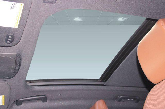 used 2023 Lincoln Nautilus car, priced at $36,499