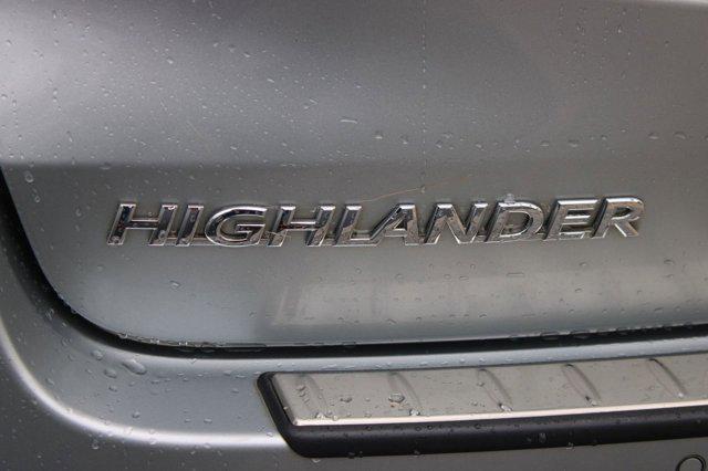 used 2018 Toyota Highlander car, priced at $21,499