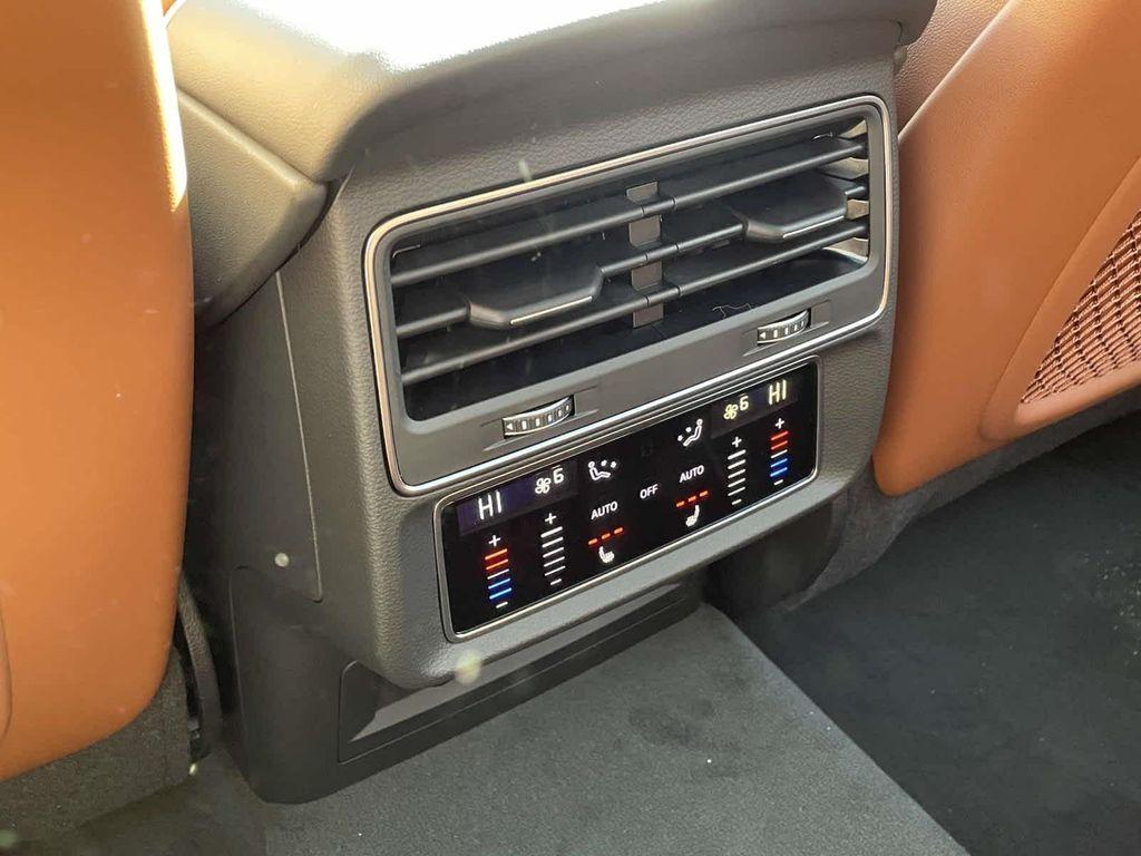 new 2026 Audi Q7 car, priced at $78,445