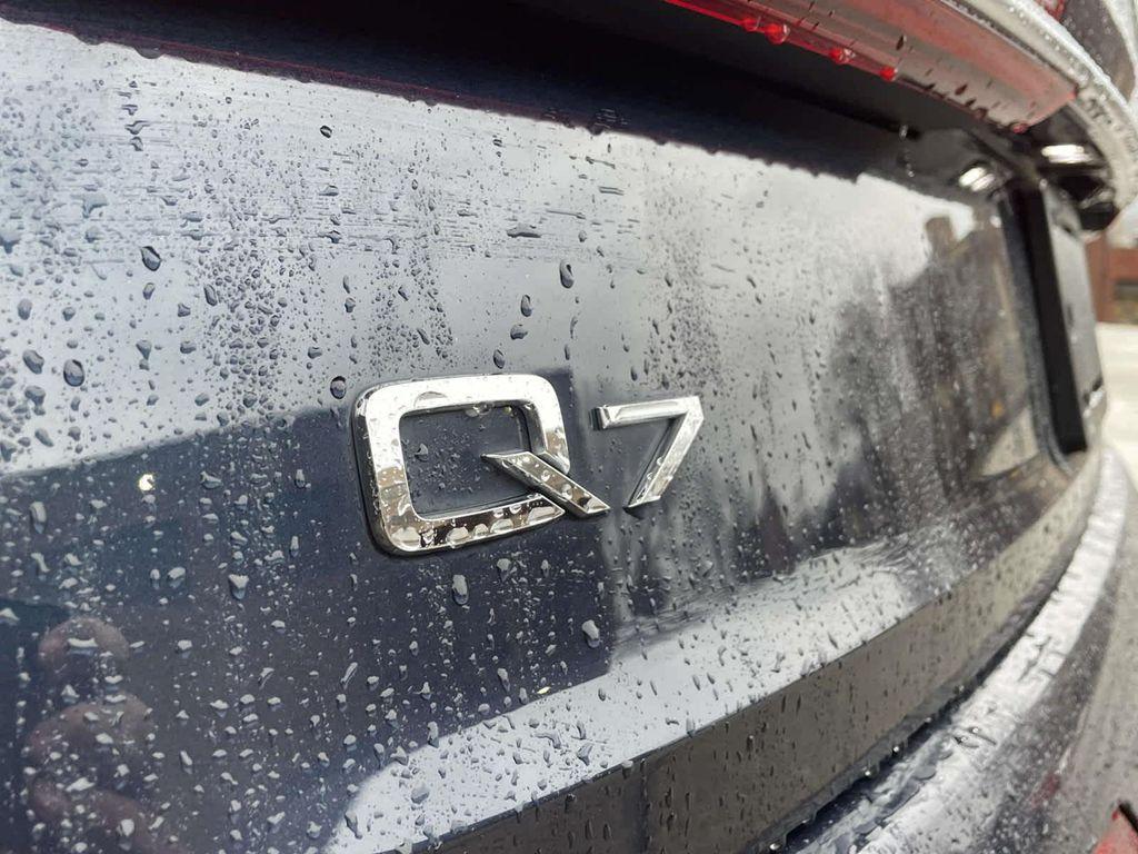 used 2023 Audi Q7 car, priced at $35,498