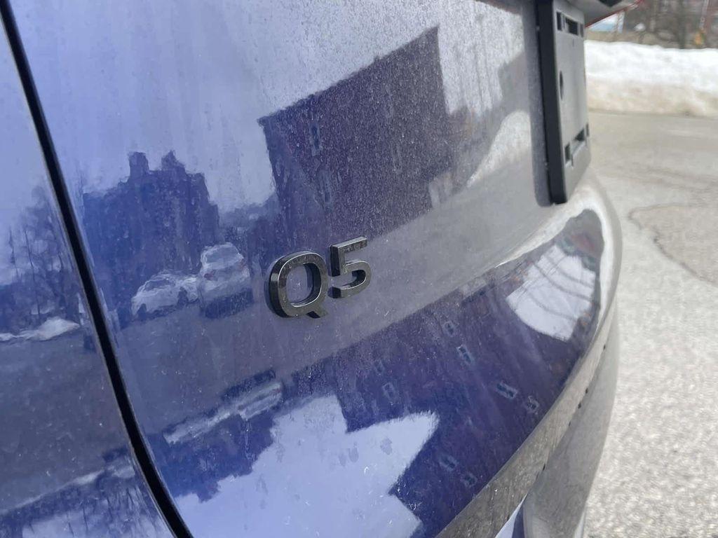 new 2025 Audi Q5 car, priced at $59,980