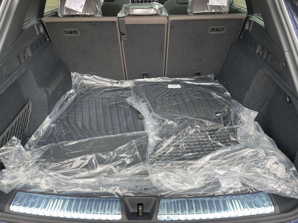 new 2025 Audi Q5 car, priced at $59,980