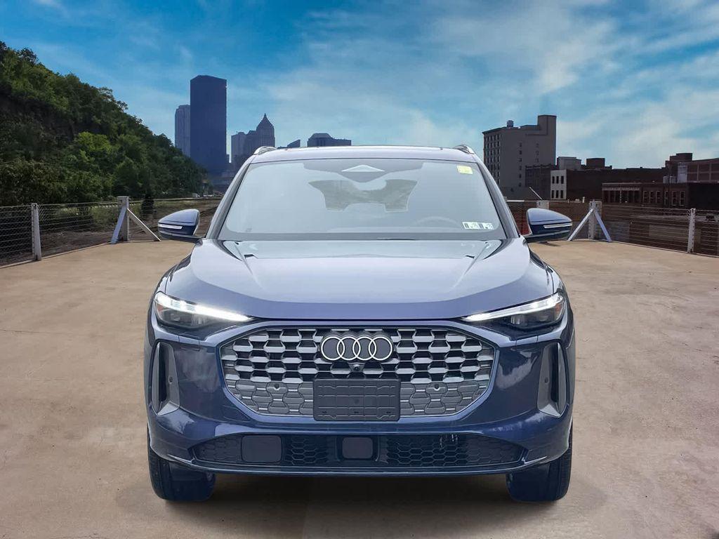 new 2025 Audi Q5 car, priced at $59,980