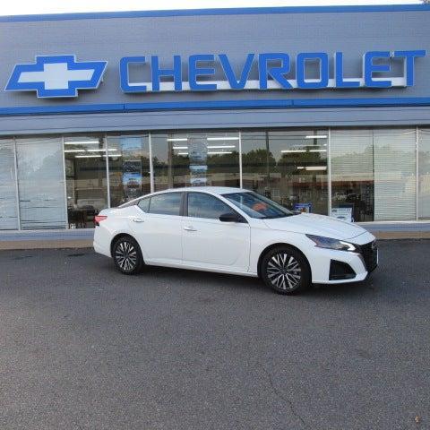 used 2025 Nissan Altima car, priced at $24,995