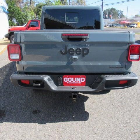 used 2025 Jeep Gladiator car, priced at $41,995