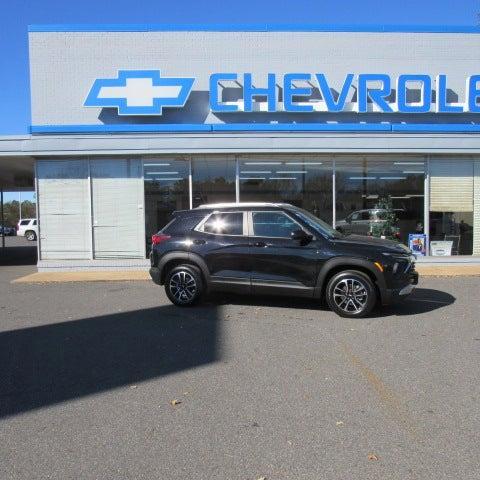 used 2025 Chevrolet TrailBlazer car, priced at $27,995