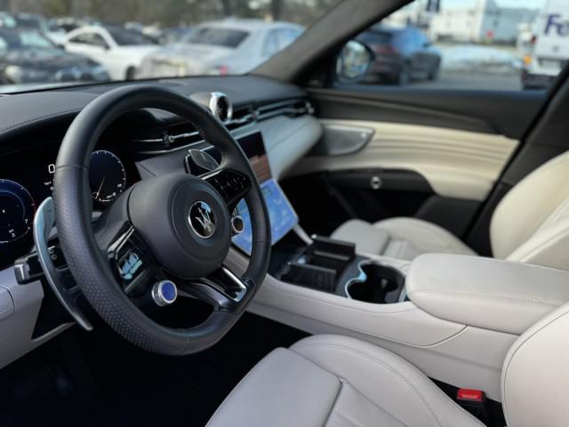 used 2024 Maserati Grecale car, priced at $42,983