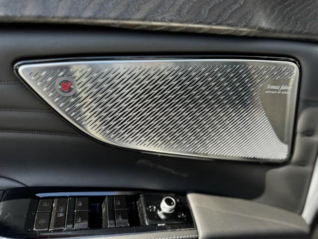 new 2025 Maserati Grecale car, priced at $73,898