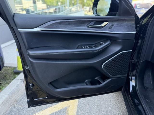 used 2021 Jeep Grand Cherokee car, priced at $26,435