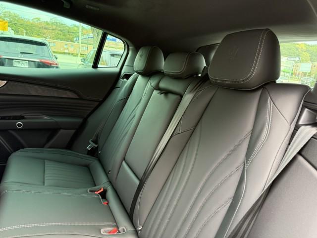 new 2025 Maserati Grecale car, priced at $72,568