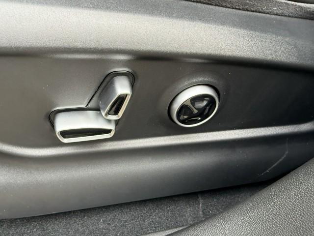 new 2025 Maserati Grecale car, priced at $71,377