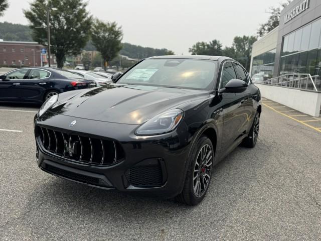 new 2025 Maserati Grecale car, priced at $72,568