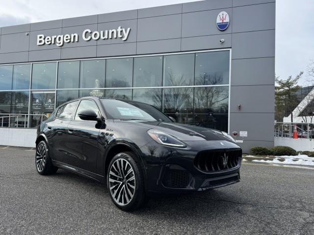 new 2025 Maserati Grecale car, priced at $74,914