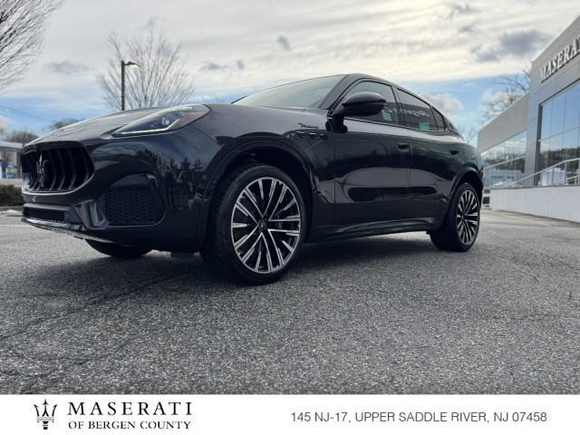 new 2025 Maserati Grecale car, priced at $74,914