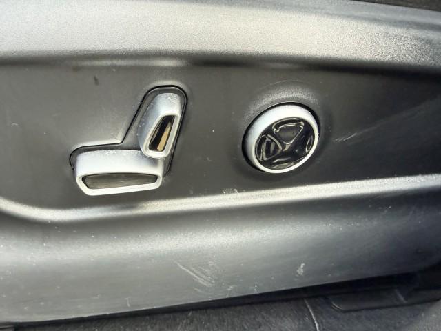 new 2025 Maserati Grecale car, priced at $72,729