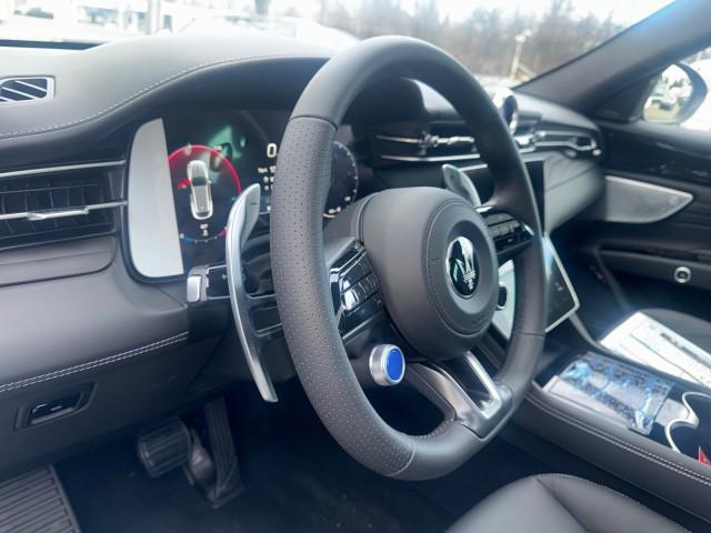 new 2025 Maserati Grecale car, priced at $74,779