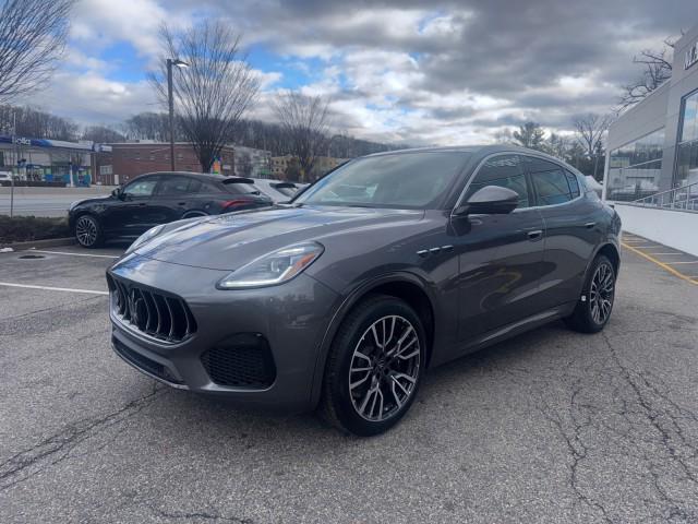 new 2025 Maserati Grecale car, priced at $74,779