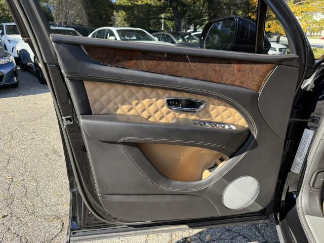 used 2022 Bentley Bentayga car, priced at $119,994