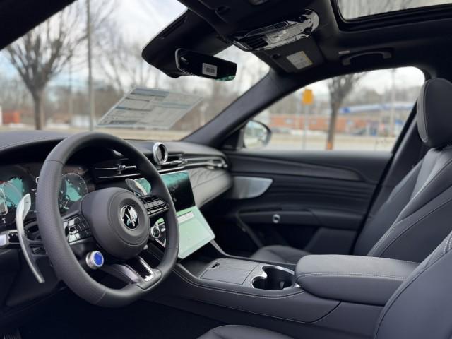 new 2025 Maserati Grecale car, priced at $71,913