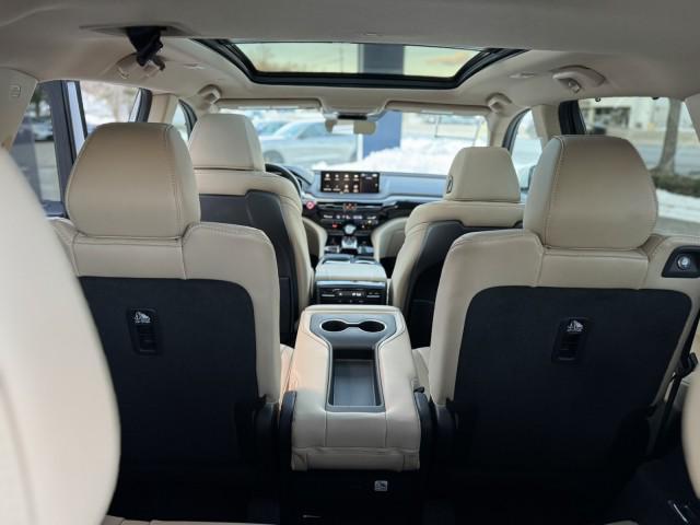 used 2023 Acura MDX car, priced at $35,396