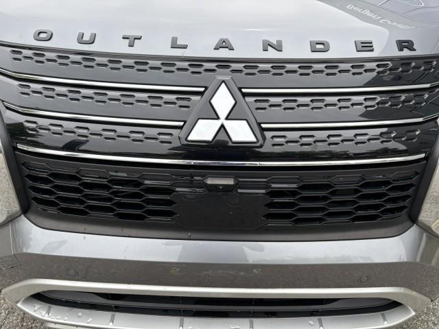 used 2022 Mitsubishi Outlander car, priced at $21,997
