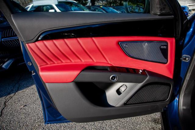 new 2025 Maserati Grecale car, priced at $76,098