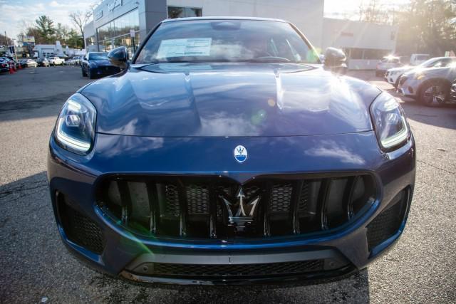 new 2025 Maserati Grecale car, priced at $76,098