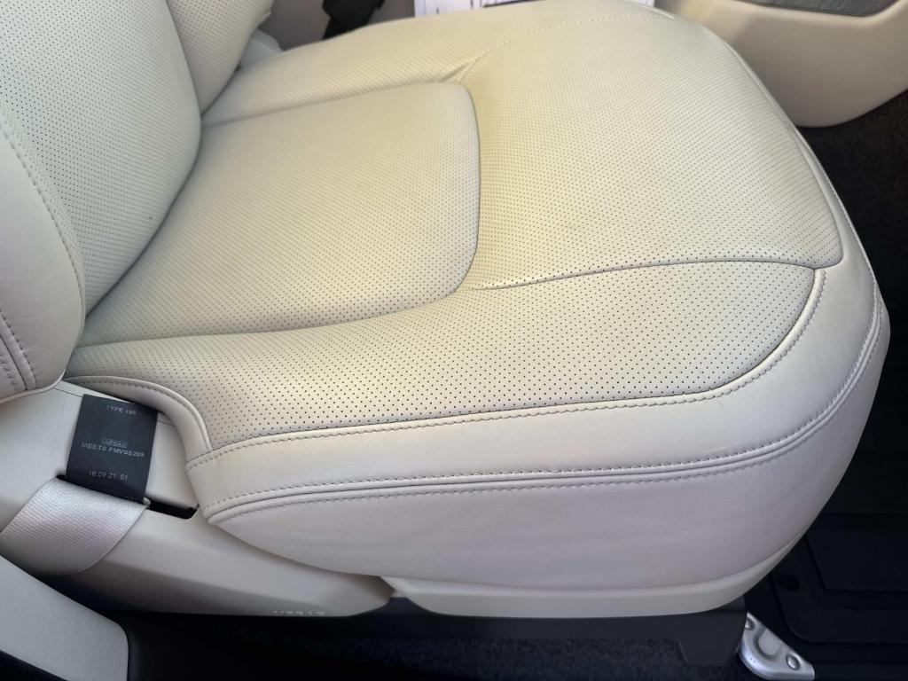 used 2022 Land Rover Range Rover car, priced at $46,990